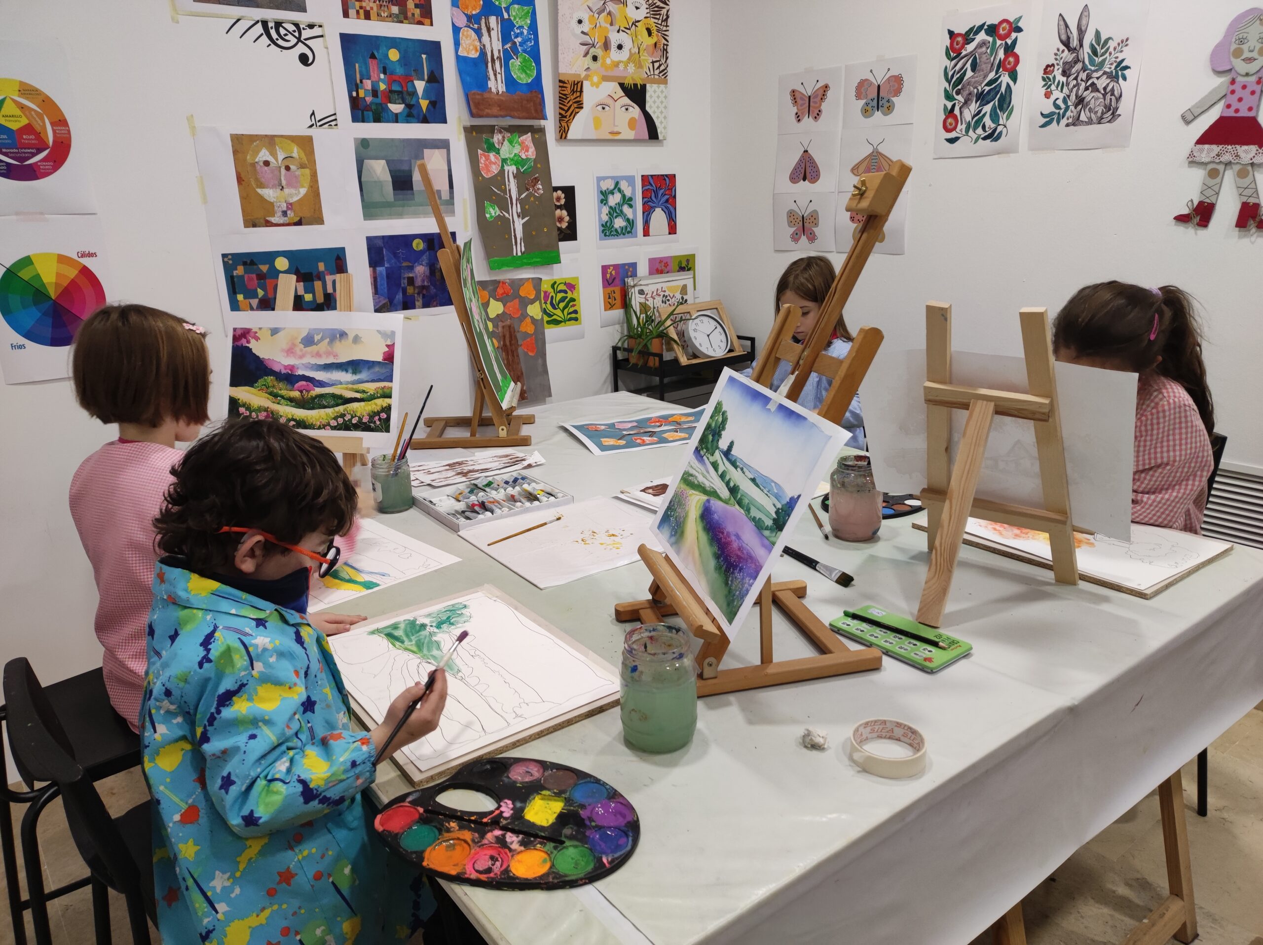 SERVICIOS_CLASES ARTES PLASTICAS NIÑOS 2