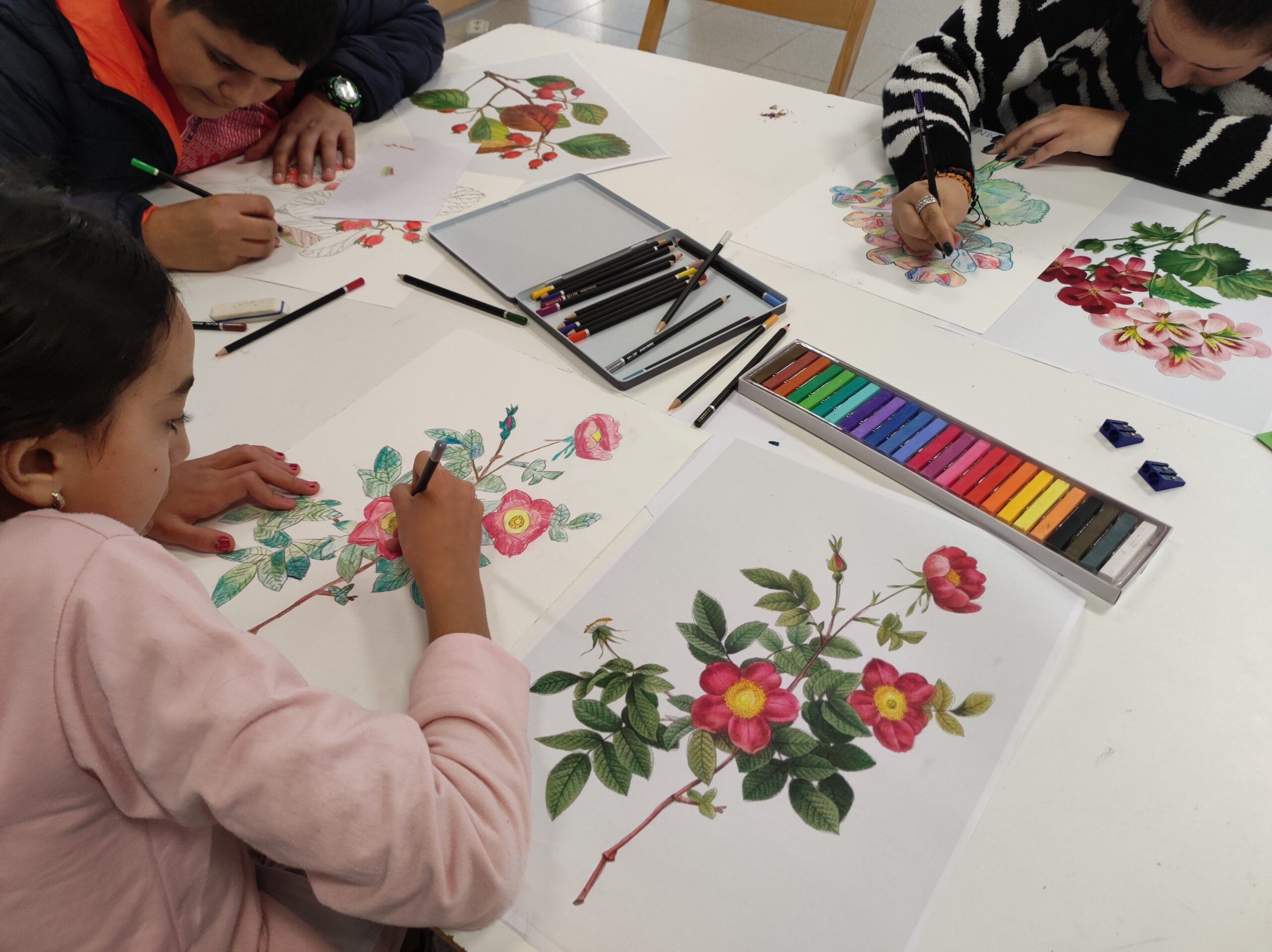 SERVICIOS_CLASES ARTES PLÁSTICAS NIÑOS 5